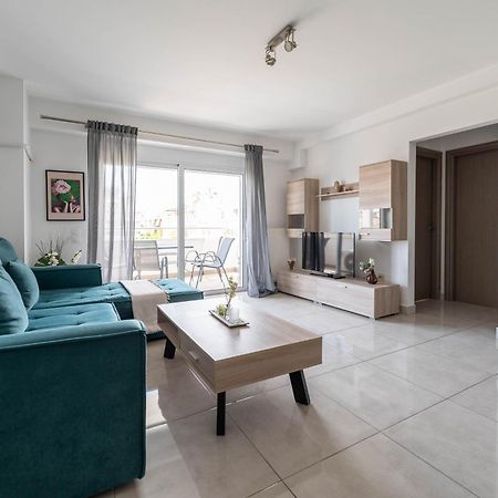 Modern Spacious Apartment Located In Pireus Exteriér fotografie