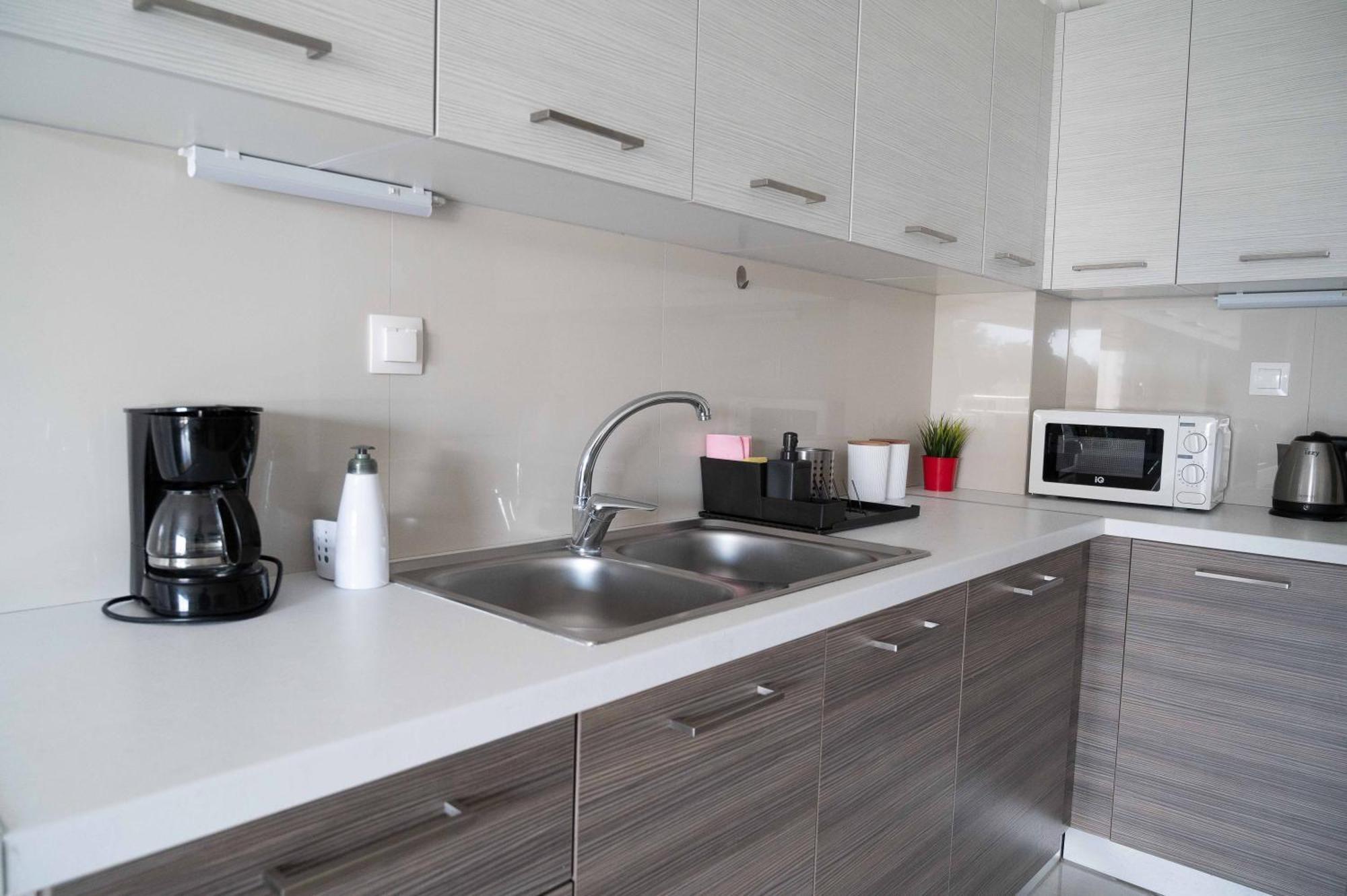 Modern Spacious Apartment Located In Pireus Exteriér fotografie